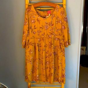 Joules Dress, US Size 12, 100% viscose-wash and wear.